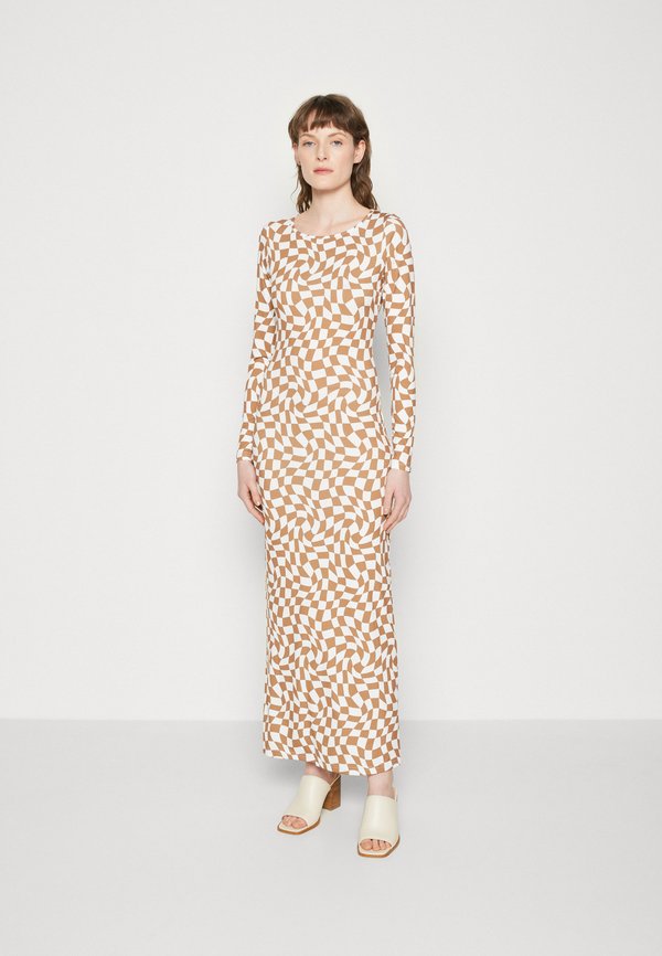 Résumé ROWYRS DRESS