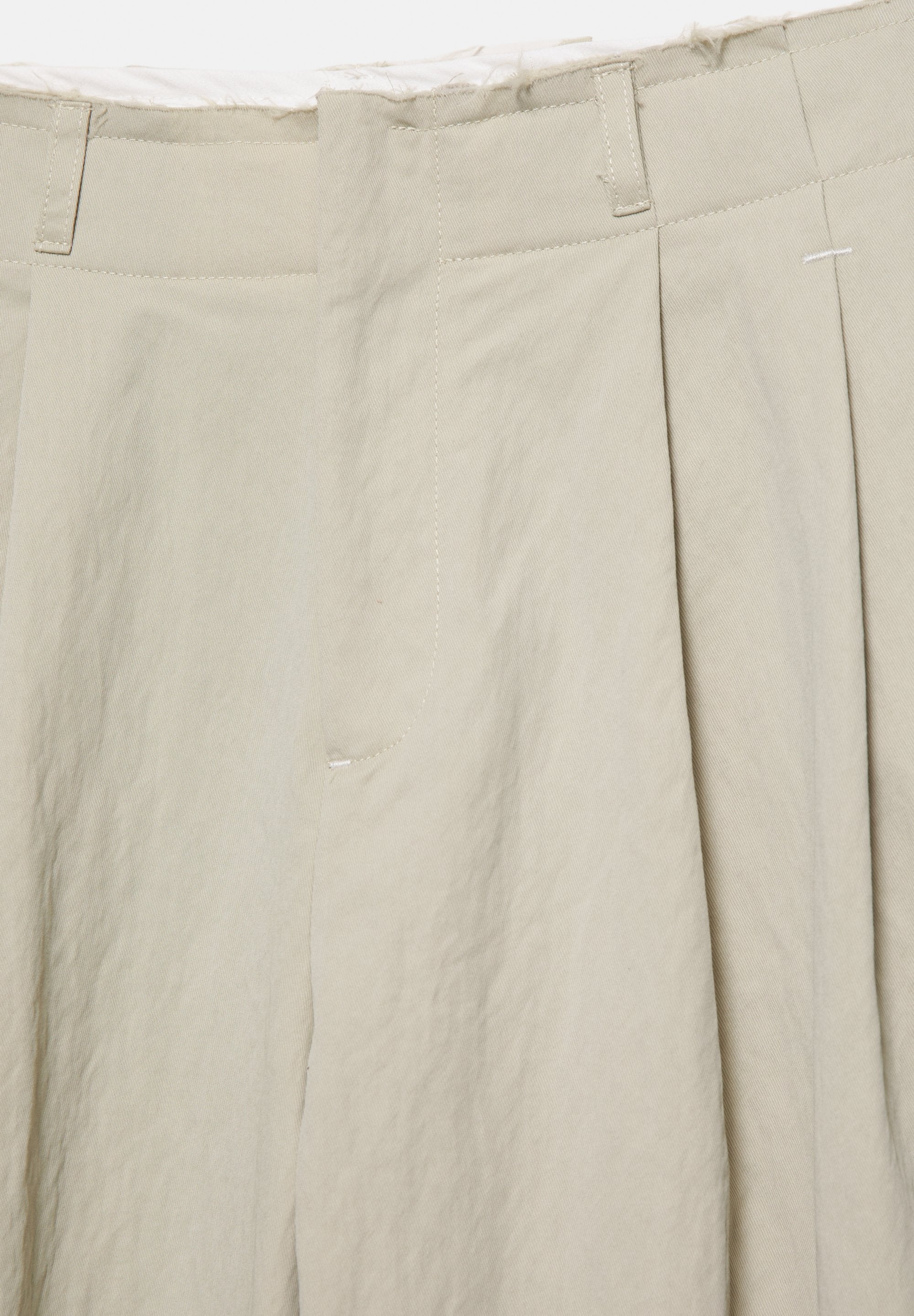 PULL&BEAR DARTED SMART