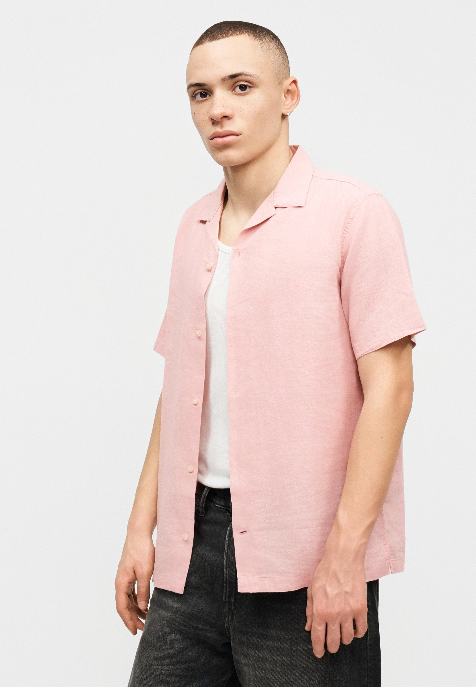 GAP STANDARD RESORT COLLAR