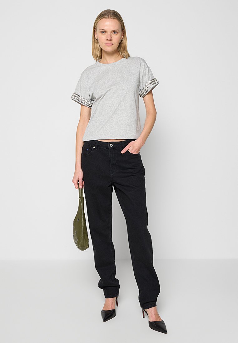 TWINSET