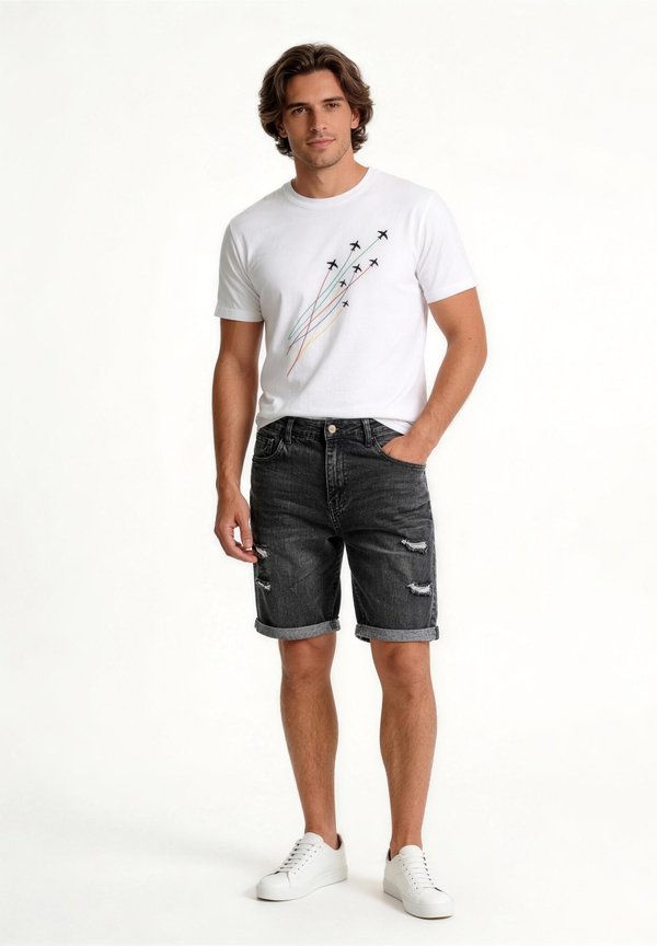 Pier One by Zalando