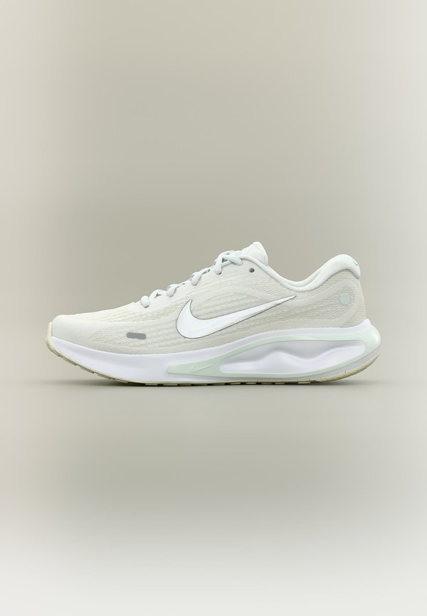 Nike Performance W NIKE JOURNEY RUN - Road running shoes - summit white/metallic silver-coloured/barely green/white/coconut milk