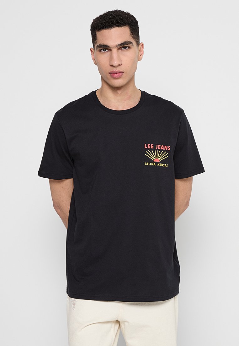 Lee