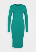 Teal geripptes Langarmkleid mit Rundhalsausschnitt, enger Silhouette, Midi-Länge und glatter Textur.