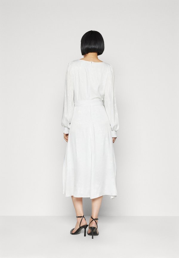 DKNY BALLOON SLEEVE WRAP GOWN