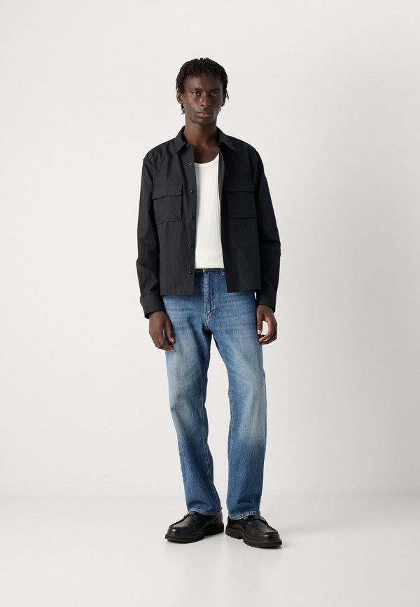 Calvin Klein RELAXED FIT