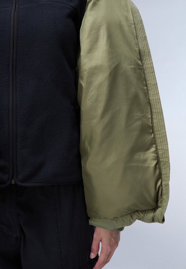 Napapijri A-BOX LOGO MED