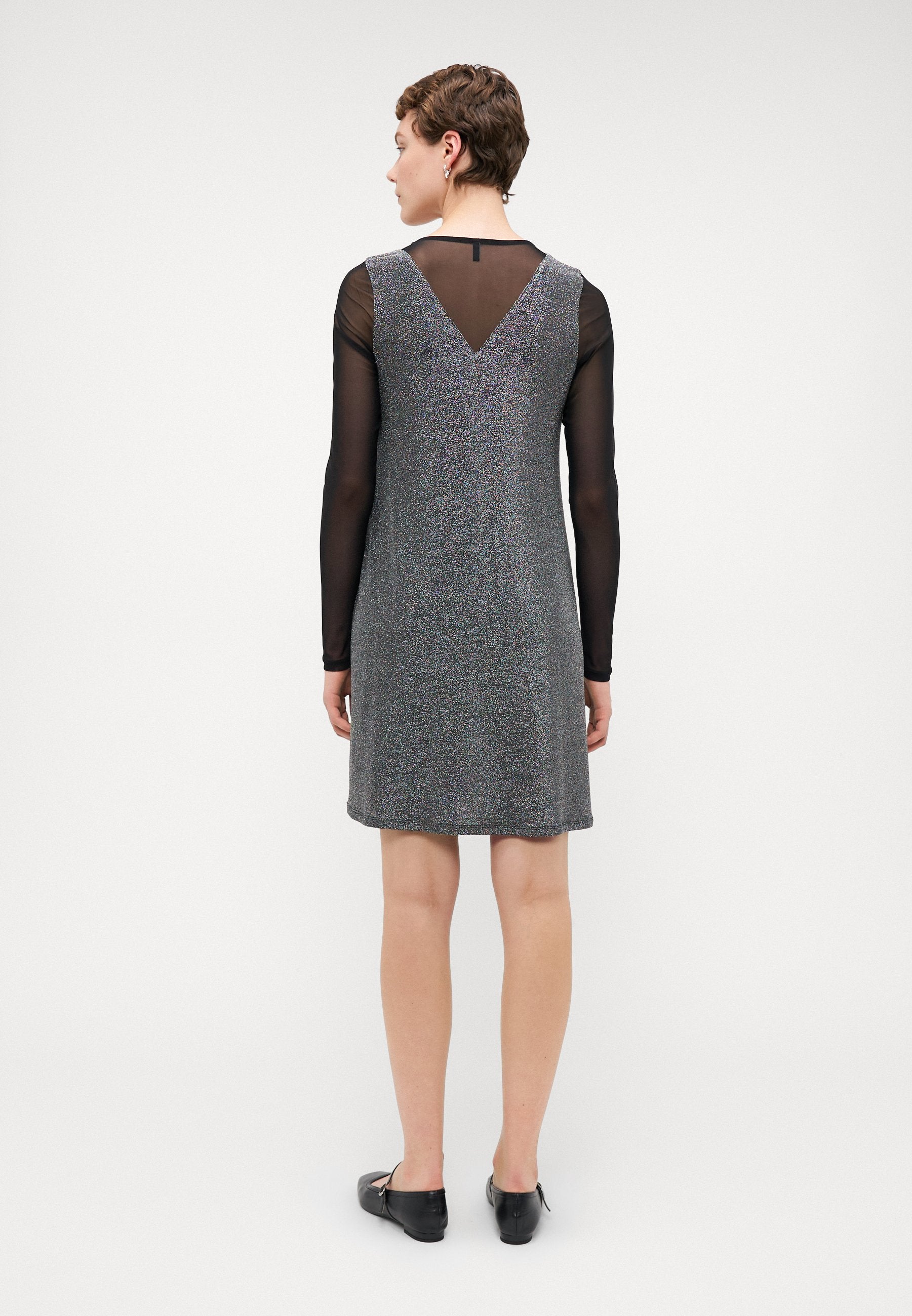 ONLQUEEN GLITTER DRESS Media 4