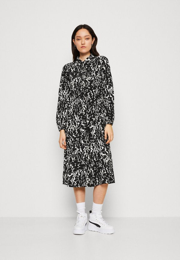 Vero Moda VMRITA BECCA CALF DRESS