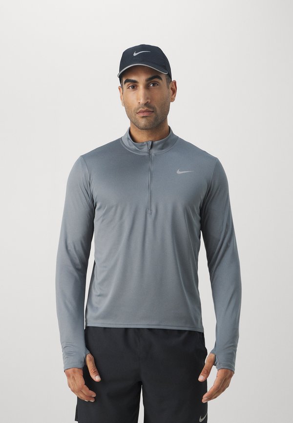 Nike Performance PACER TOP - Long sleeved top - smoke grey