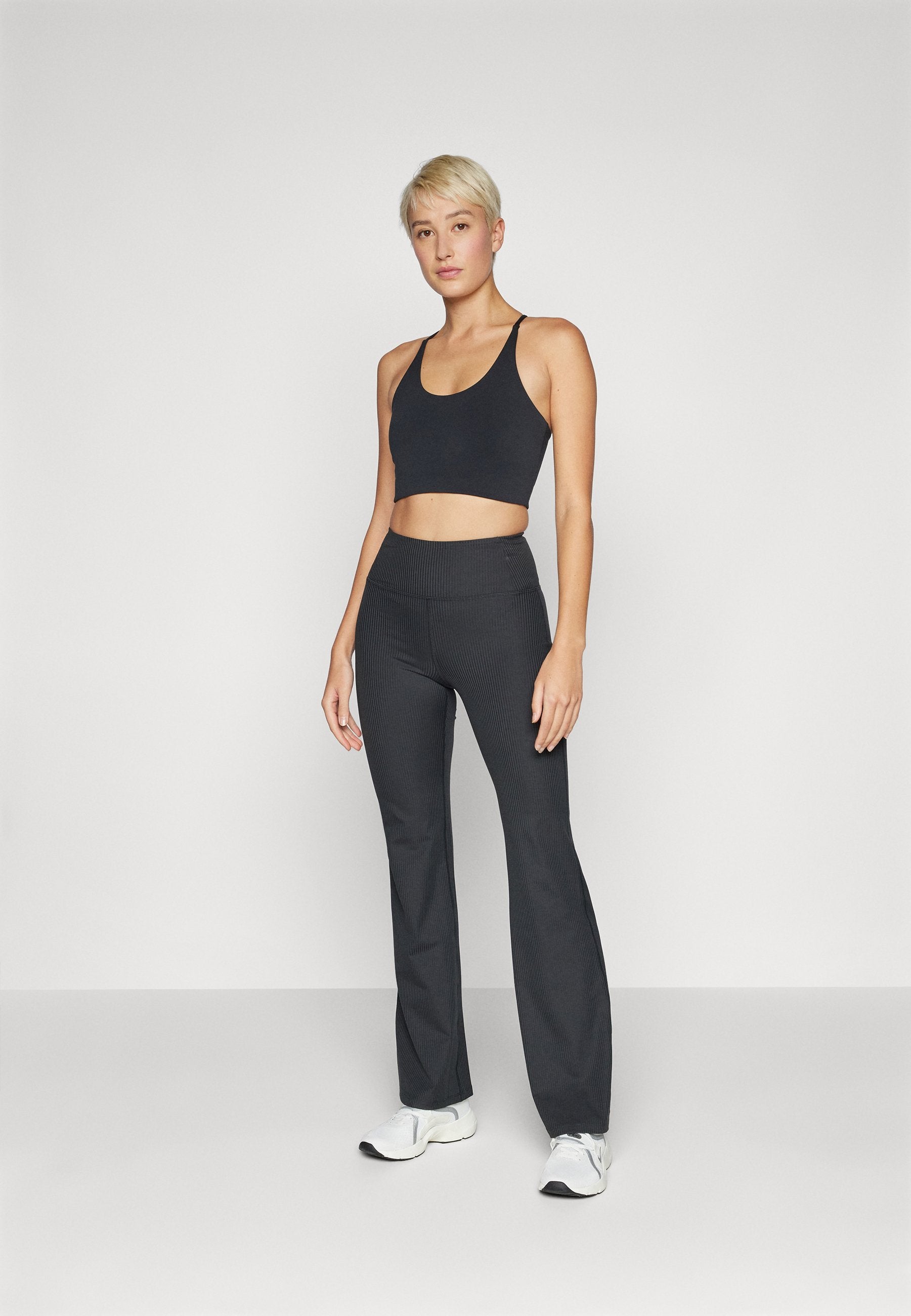 Girlfriend Collective RIB FLARE LEGGING