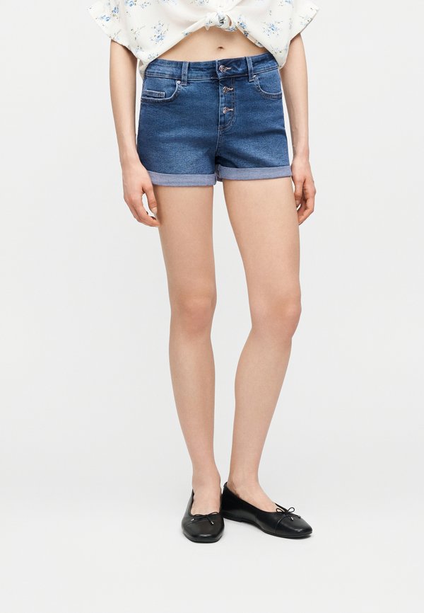 ONLY ONLJESSIE  - Denim shorts - medium blue denim