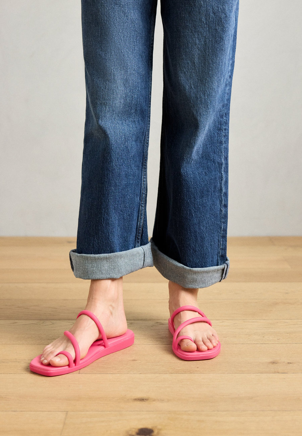 Crocs MIAMI TOE LOOP