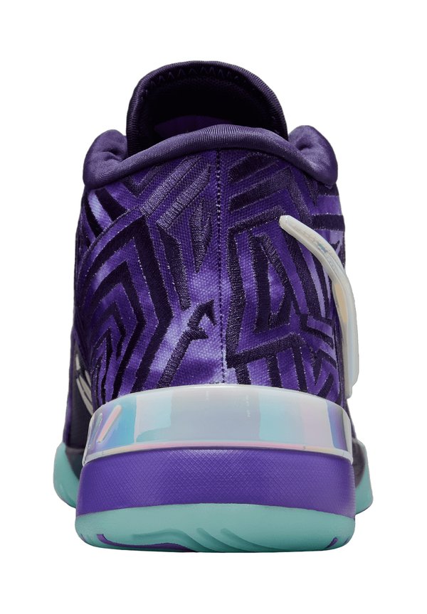 Nike Performance GENISUS