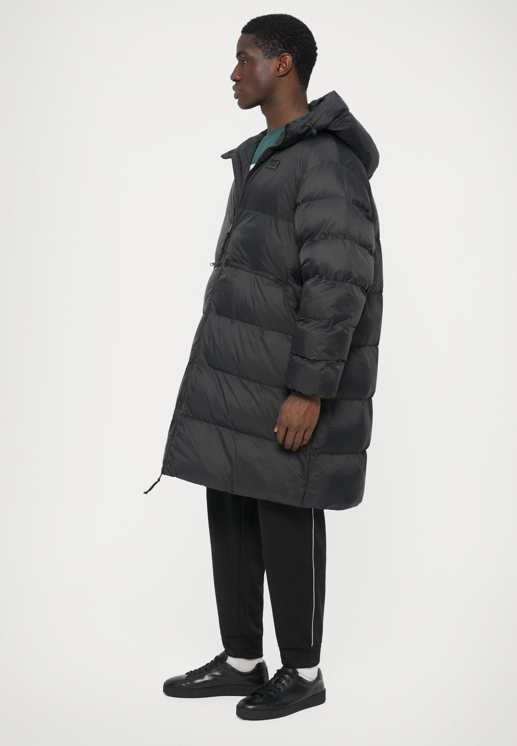 MOUNTAIN POLAR BIG LOGO Media 6