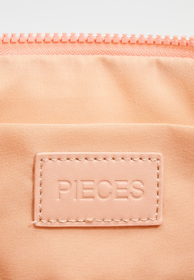 Pieces PCLINA