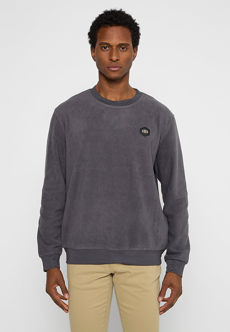 FLEECE O-NECK Media 1