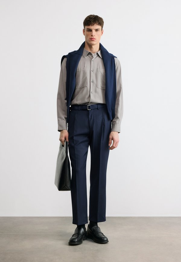 Calvin Klein STRAIGHT PINSTRIPE BELTED