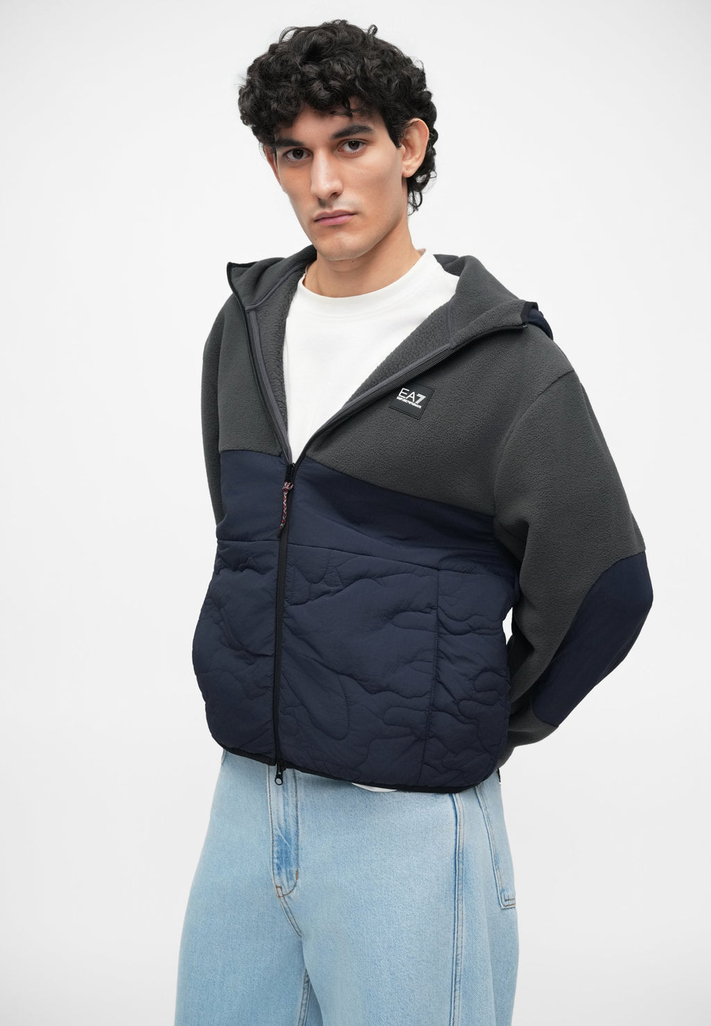 MOUNTAIN HIKING UNISEX Media 5