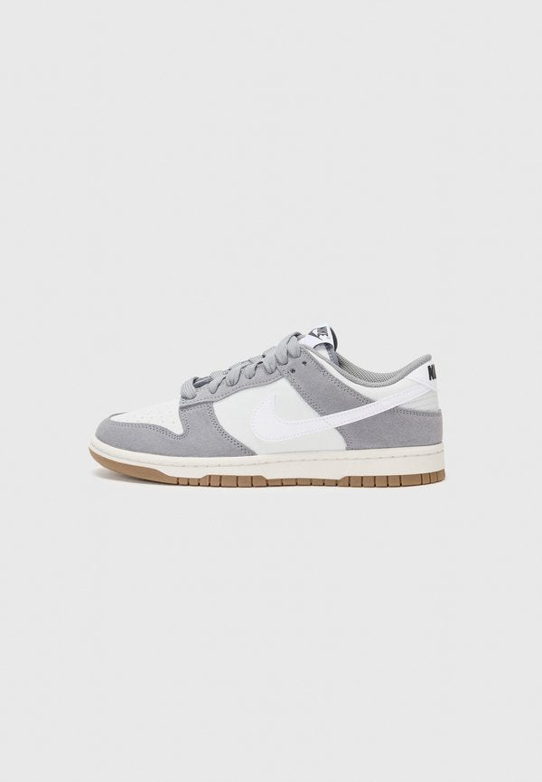 Nike Sportswear DUNK RETRO - Trainers - cool grey/white/photon dust/ brown