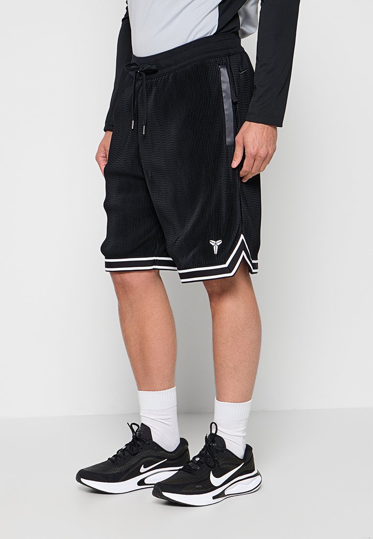 Nike Performance