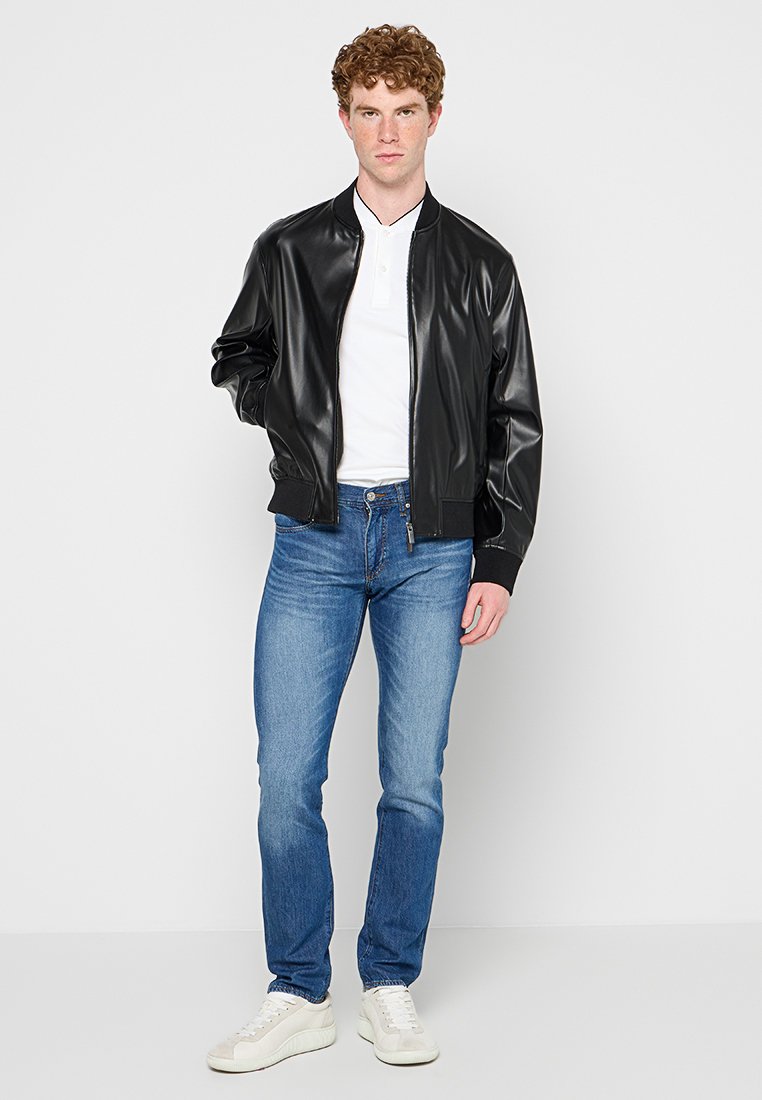 Armani Exchange Jeans Straight Leg Media 2