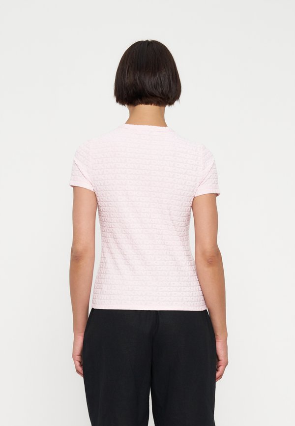 DKNY