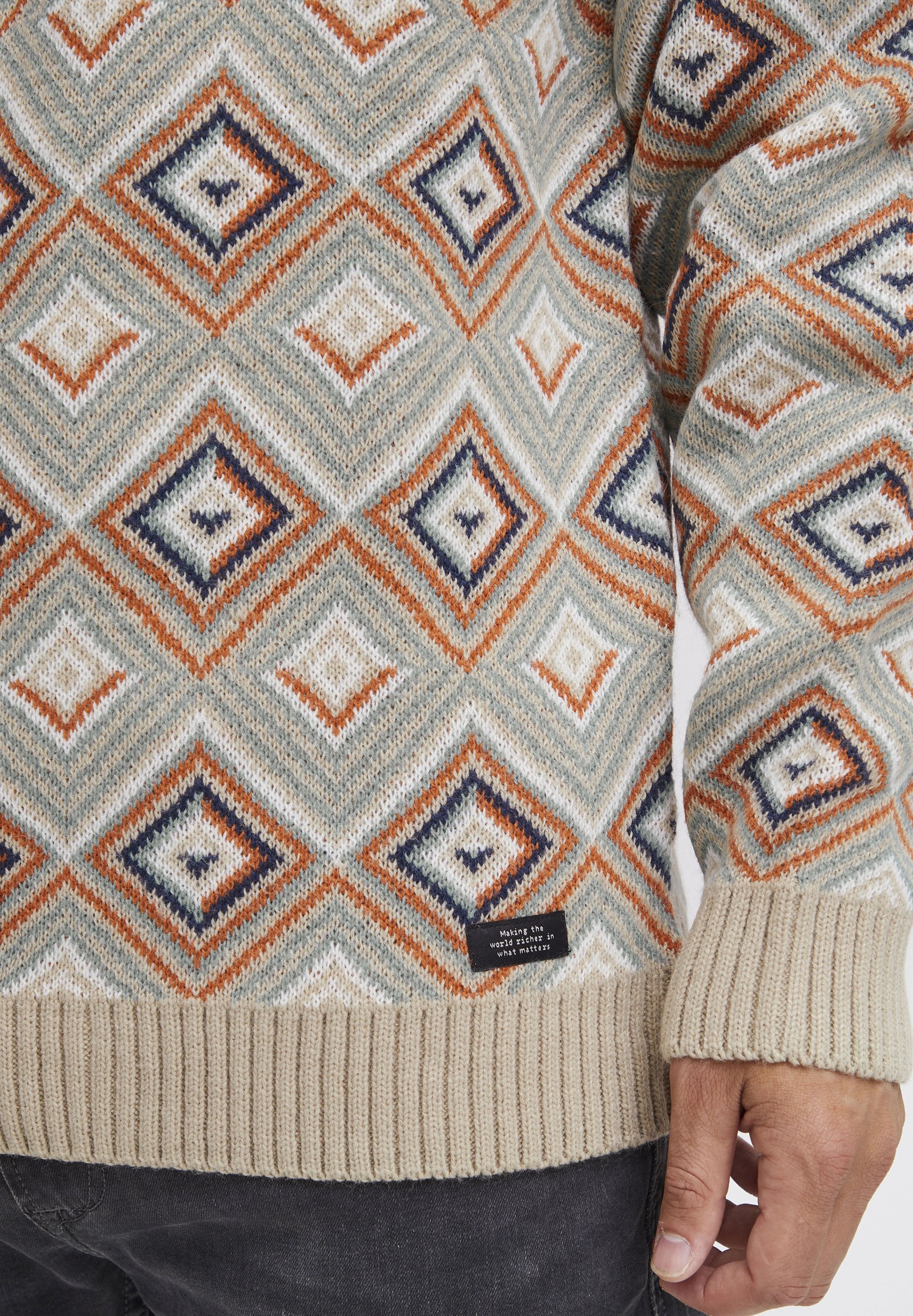 BHPULLOVER Media 6