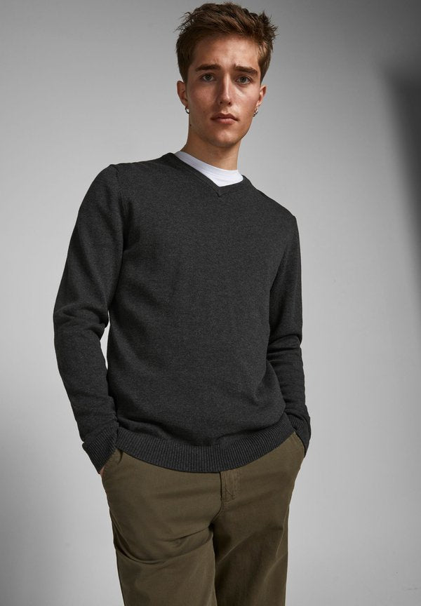 Jack & Jones JJEBASIC V-NECK - Jumper - dark grey
