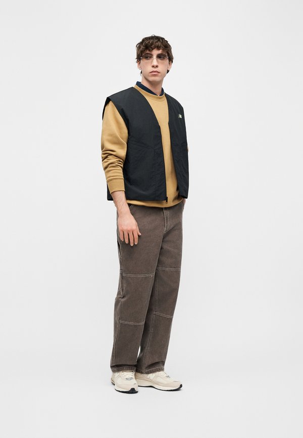 New Balance CASTLE FIELD VEST