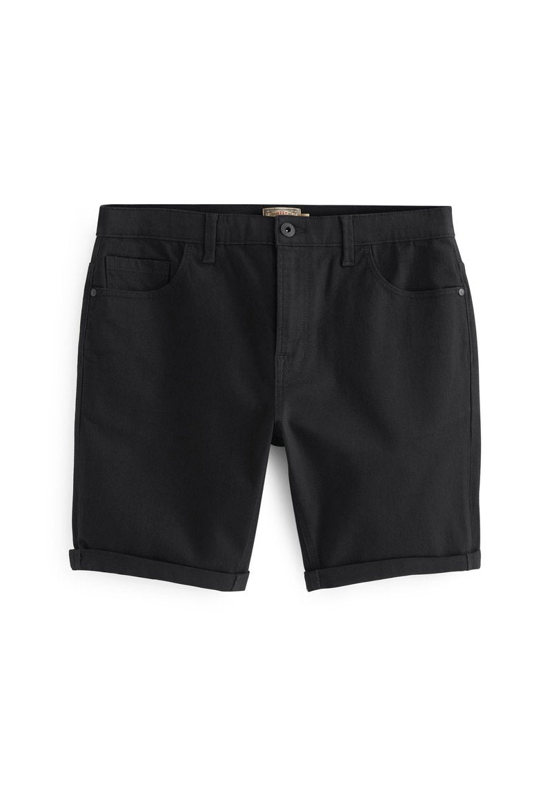 Schwarze Denim-Shorts mit umgeschlagenen Säumen, fünf Taschen, Metallknopfverschluss und dezenten Nähdetails. Glatte Textur und taillierte Passform.