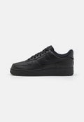 Nike Sportswear AIR FORCE 1 07 FLYEASE - Trainers - black
