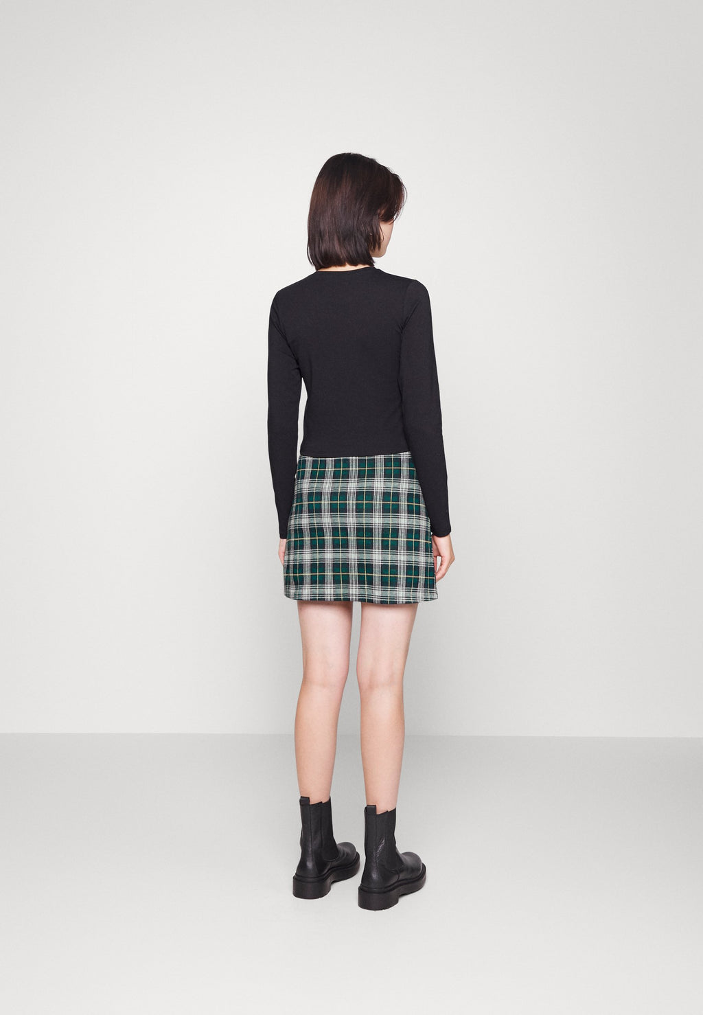Hollister Co. PLEATED MINI SKIRT