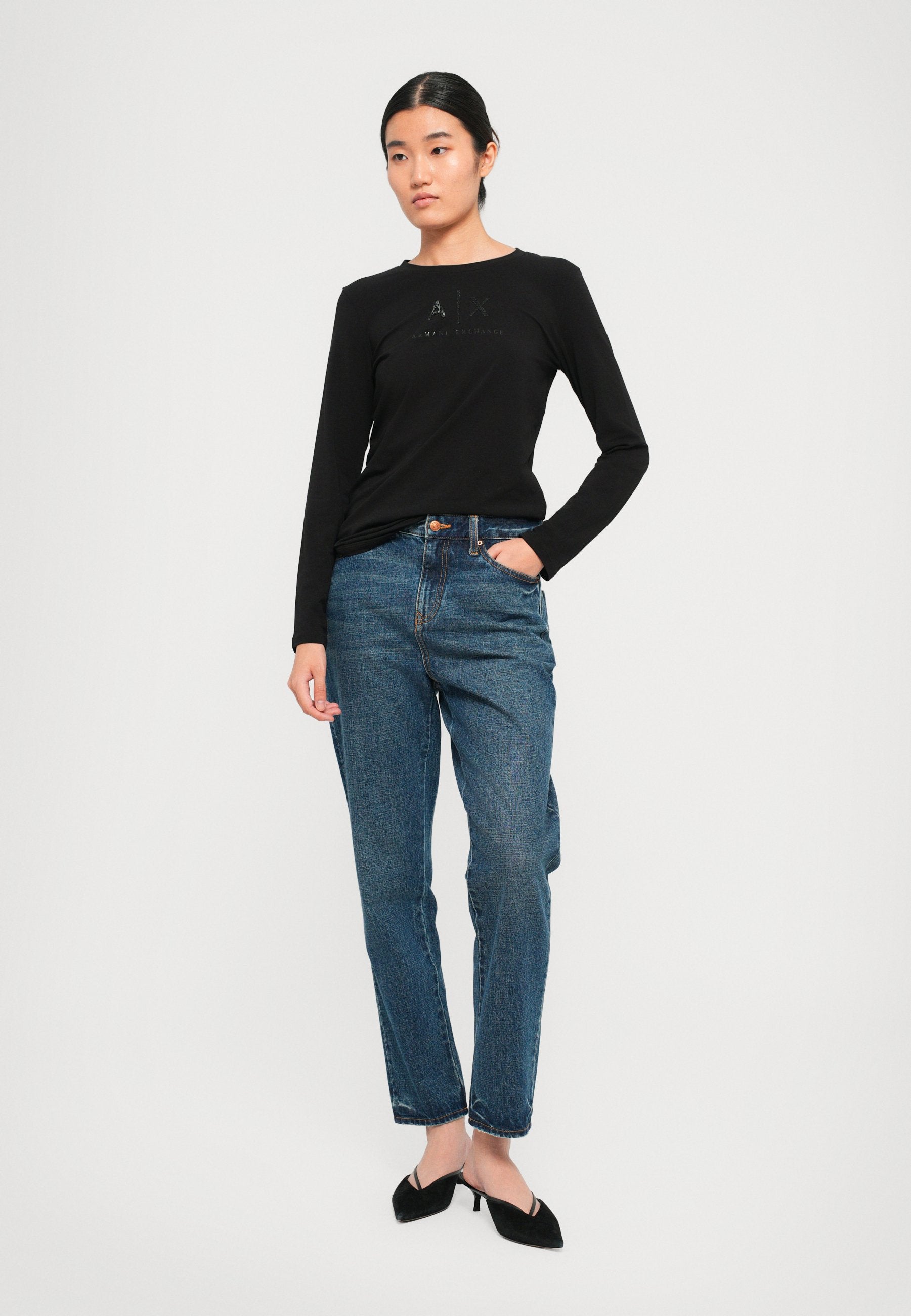 POCKETS PANT Media 6