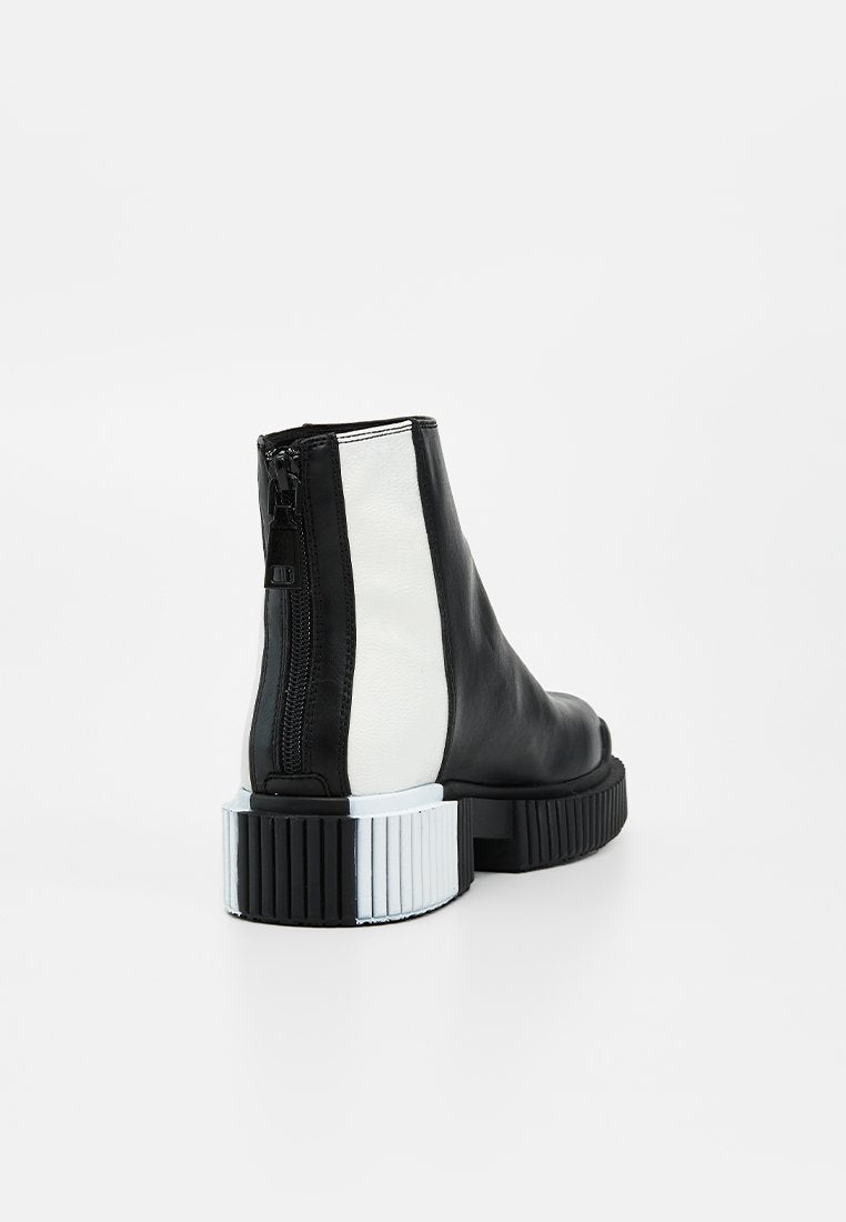 Armani Exchange Plateaustiefelette Media 3