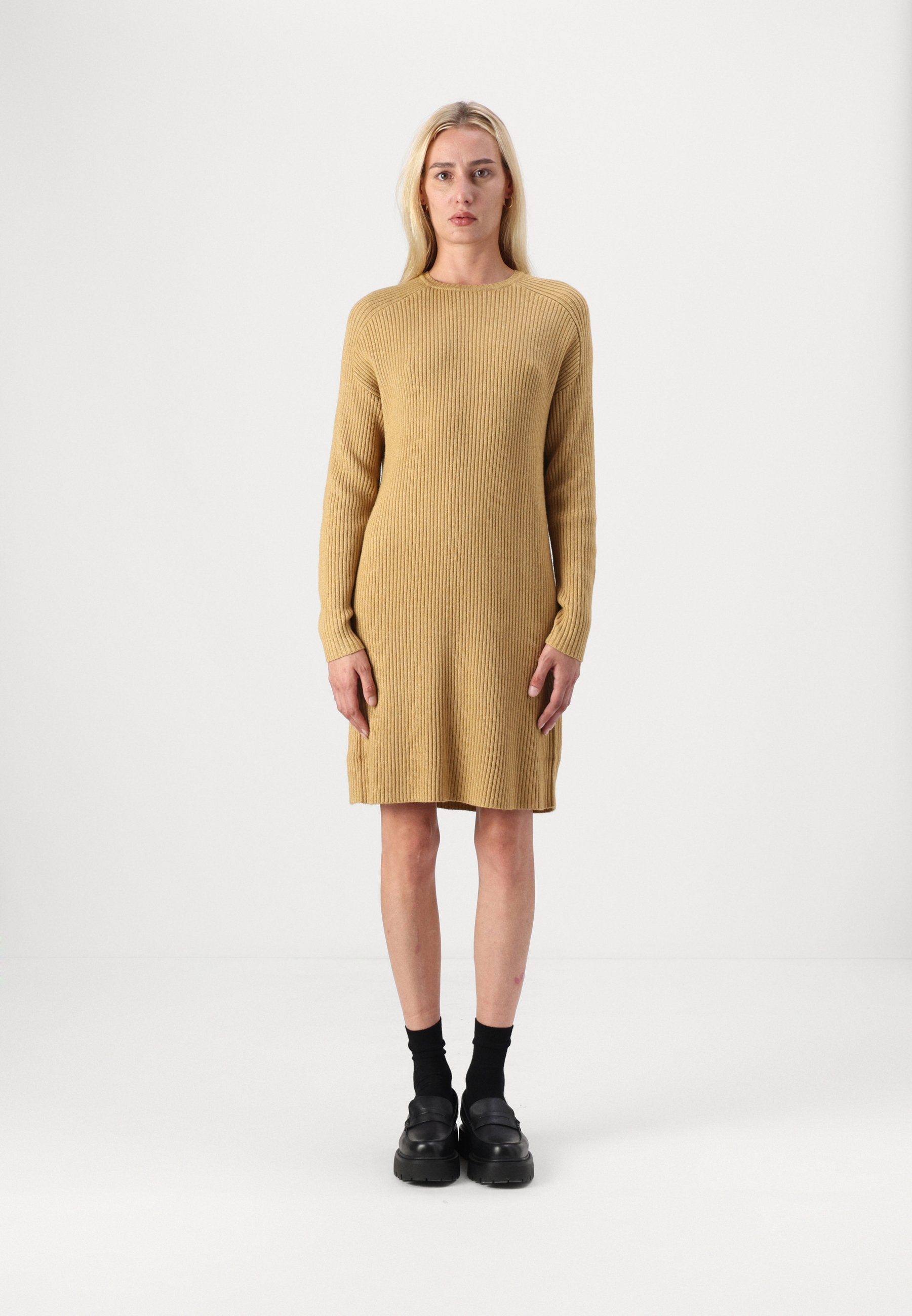 ONLFIA KATIA DRESS Media 3