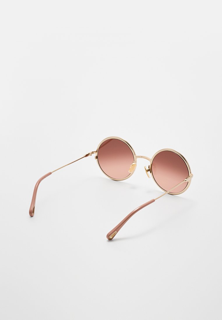 CHLOÉ