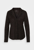 Schwarzes Langarmshirt mit Leopardenmuster, ausgestattet mit einem eingekerbten Kragen, vorderen Knöpfen und einer linken Brusttasche. Weicher Stoff und angenehme Haptik.