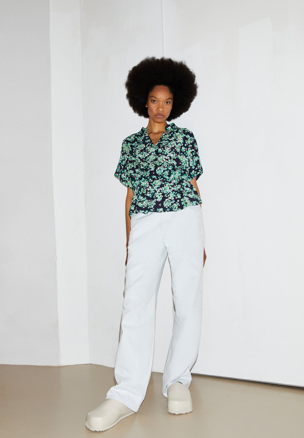 STAACY DITSY FLORAL  Media 6