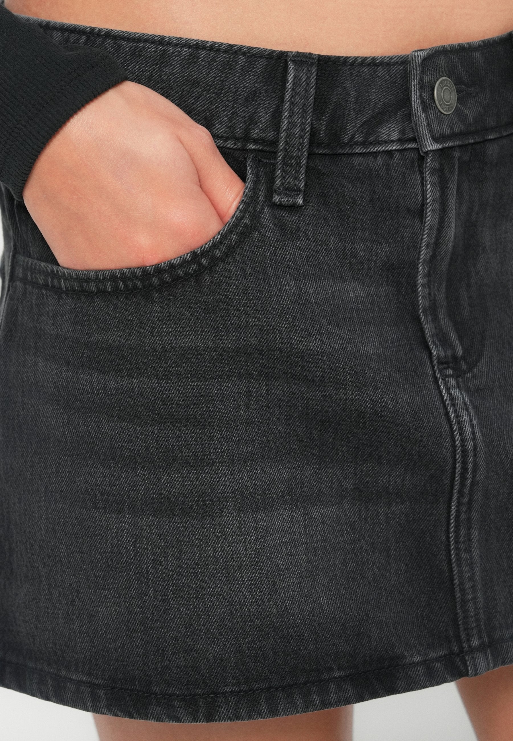 Hollister Co. MINI