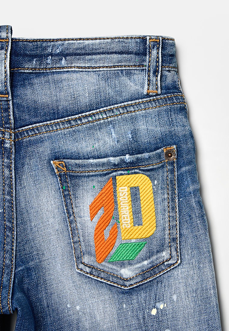 Dsquared2