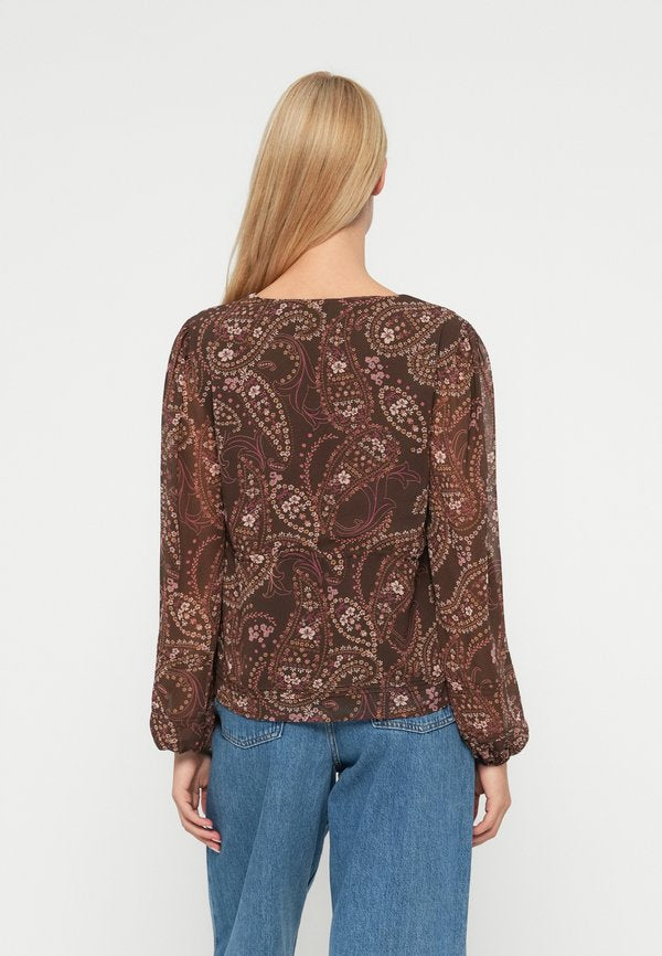 Abercrombie & Fitch TIE FRONT BLOUSE