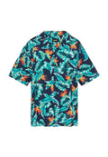 Marineblaue kurzärmelige Hemdbluse mit Knöpfen, verziert mit einem Muster aus türkisfarbenen tropischen Blättern und orangefarbigen Paradiesvogelblumen.