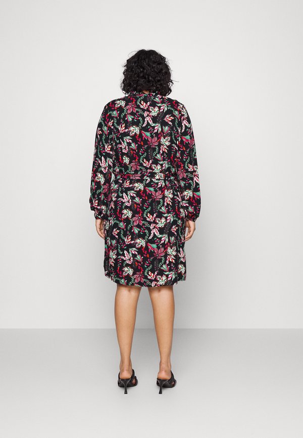 Vero Moda Curve VMLANA DRESS
