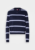 Marineblau gestreifter Pullover mit horizontalen weißen Streifen, geripptem Rundhalsausschnitt und taillierten Bündchen. Hergestellt aus einem weichen Strickstoff.
