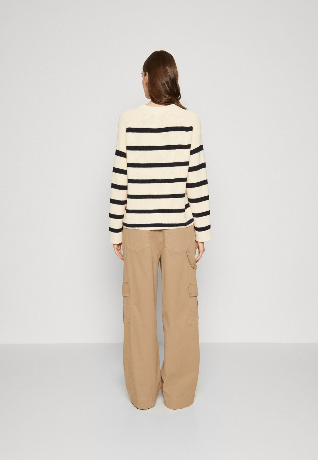 CARDI STITCH Media 4