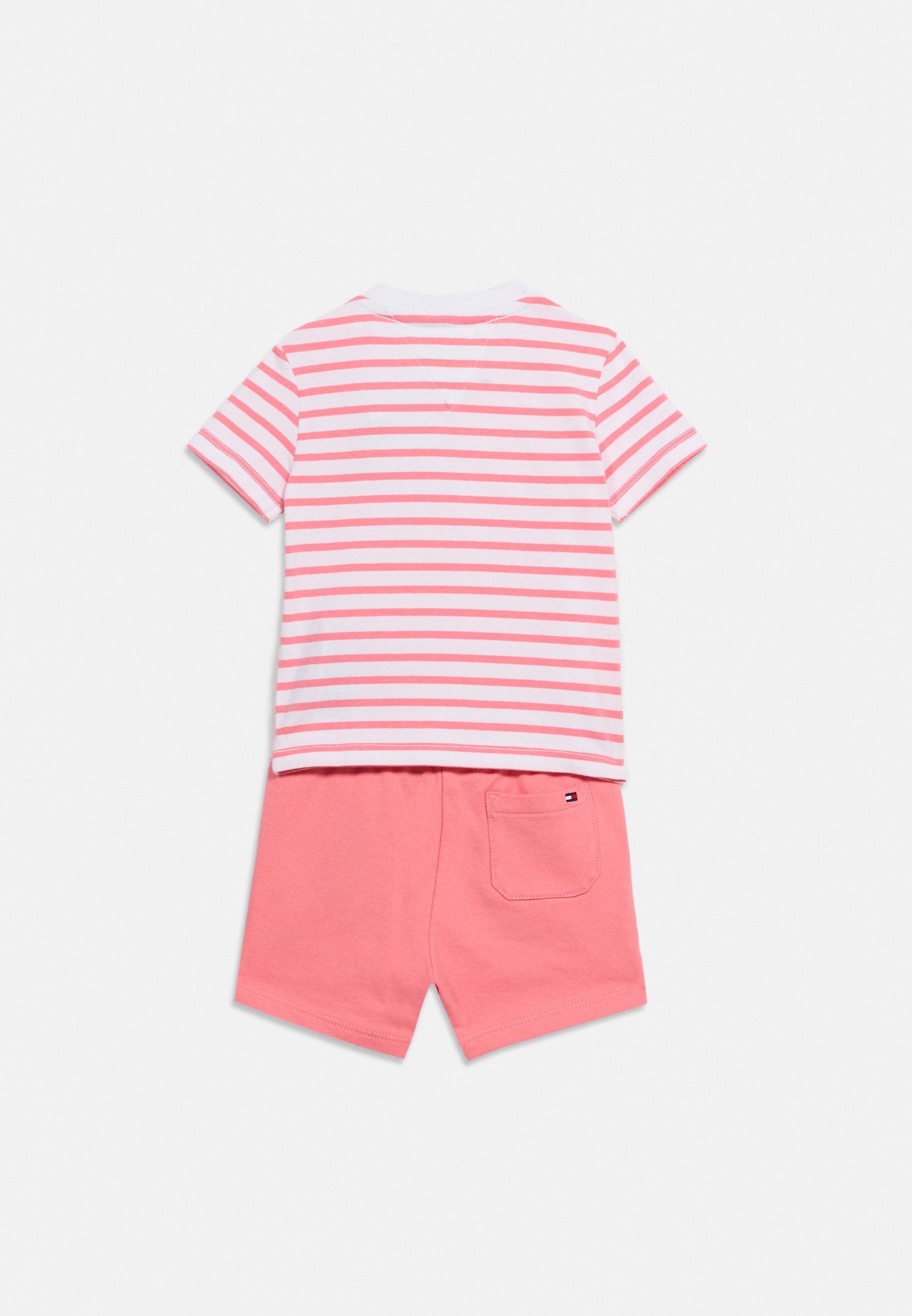 ESSENTIAL STRIPE T-SHIRT AND SHORTS SET Media 4
