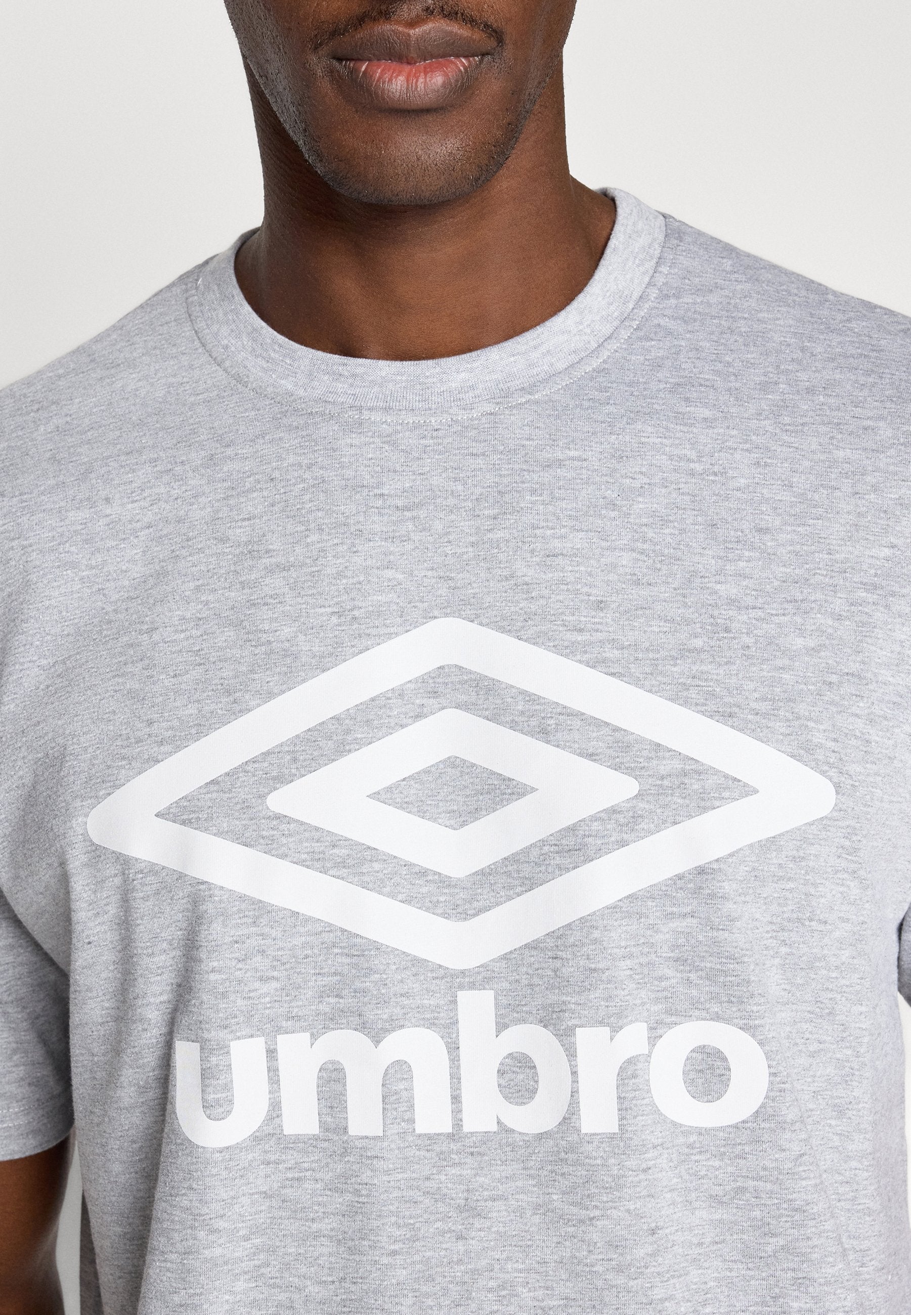 Umbro UMTM0862 T-SHIRT