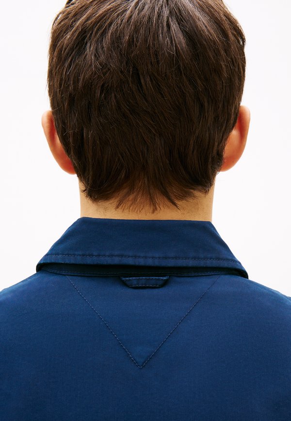 Tommy Jeans OVERSIZED FIT COLOUR-BLOCKED OVERSHIRT