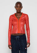 Roter, metallischer, strukturierter Cardigan mit V-Ausschnitt und langen Ärmeln, mit einer Frontknopfleiste und taillierter Silhouette.